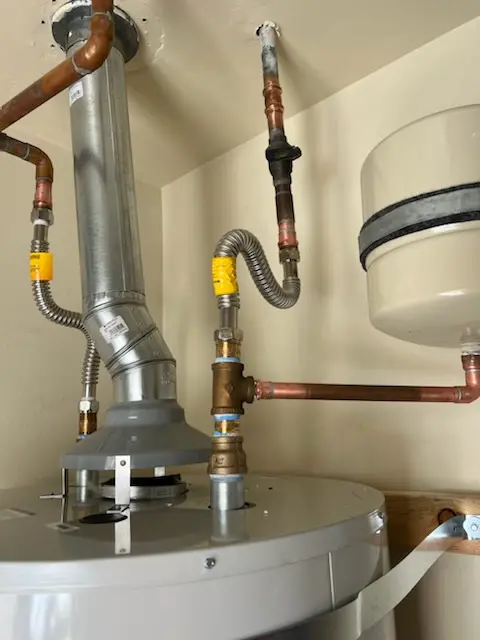 Water heater installation and plumbing repair in Charlton Estates